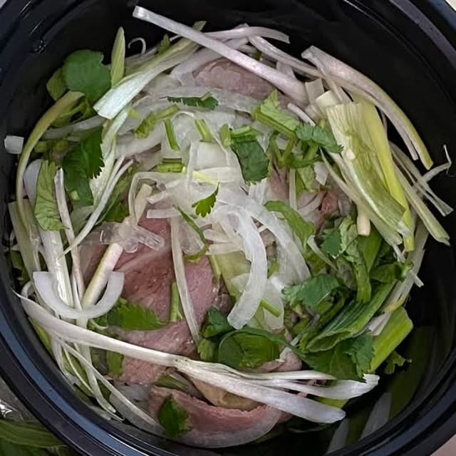 31-Hue Style Lemongrass Noodle Soup - Bun Bo Hue.