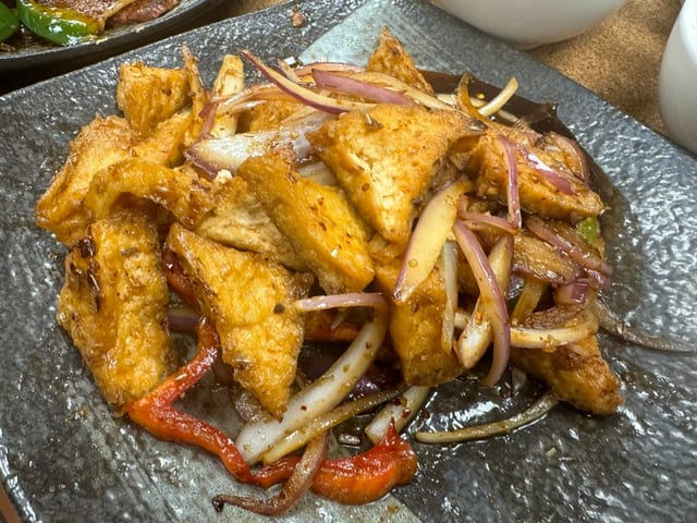 99-Tofu Stir-Fried with Lemongrass and Chilli - Dau Hu Xao Sa Ot