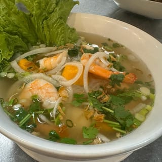 24-RICE NOODLES SOUP WITH SHRIMP AND ROASTED PORK - HU TIEU TOM THIT