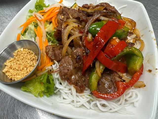 58-Stir-Fried Lemongrass Chilli Beef on Vermicelli - Bun Bo Xao Sa Ot