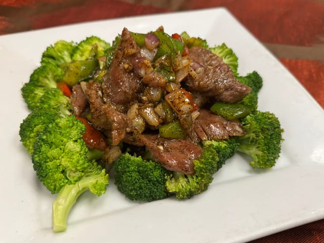 S4. Beef with Black Pepper Sauce - Bo Sot Tieu Den