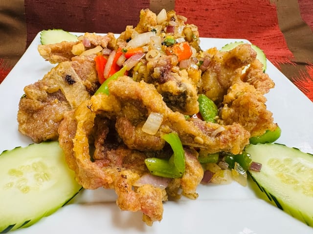 S10. Pork Chops Stir-Fried with Salt and Pepper - Suon Rang Muoi