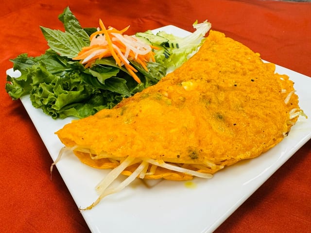61-Vietnamese Pancake - Banh Xeo