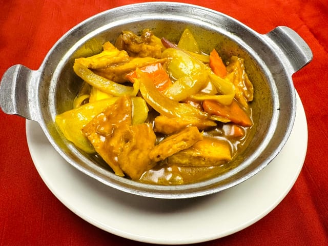 100-Tofu Curry - Dau Hu Ca Ri